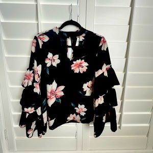 Hem & Thread - Women’s Flare Sleeve, Black & Beige Floral Blouse, Size L